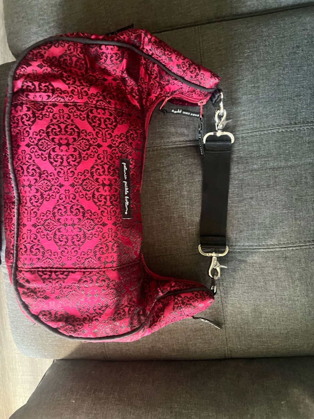 Petunia Pickle Bottom Fuchsia Damask Hobo Shoulder Bag - Picture 2 of 6